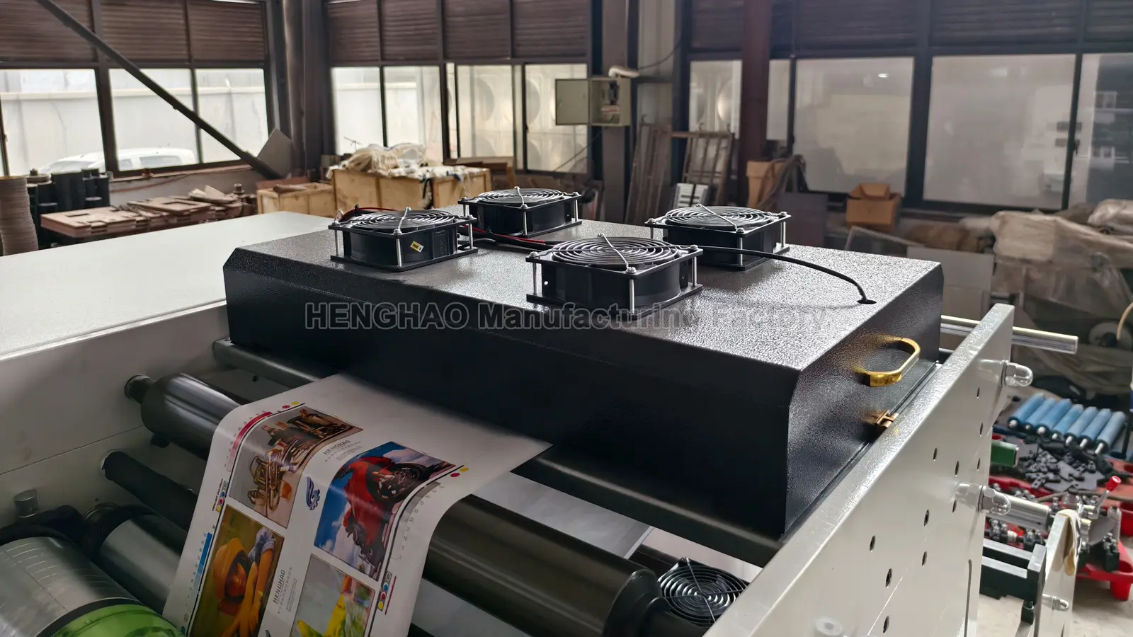Máquina de impresión flexográfica multicolor multifuncional para etiquetas personalizadas HRY-320B Materiales personalizados