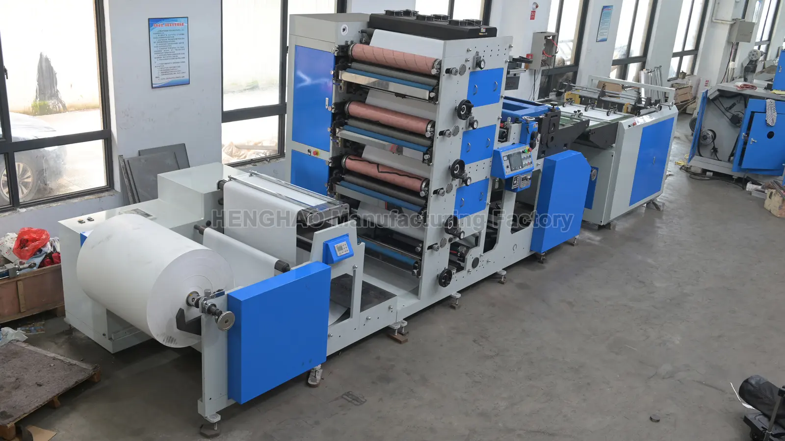 Máquina de Impresión Flexográfica para Papel con Transportador de Corte de Hojas Integrado HRY-850 Materiales personalizados